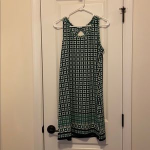 Sleeveless dress